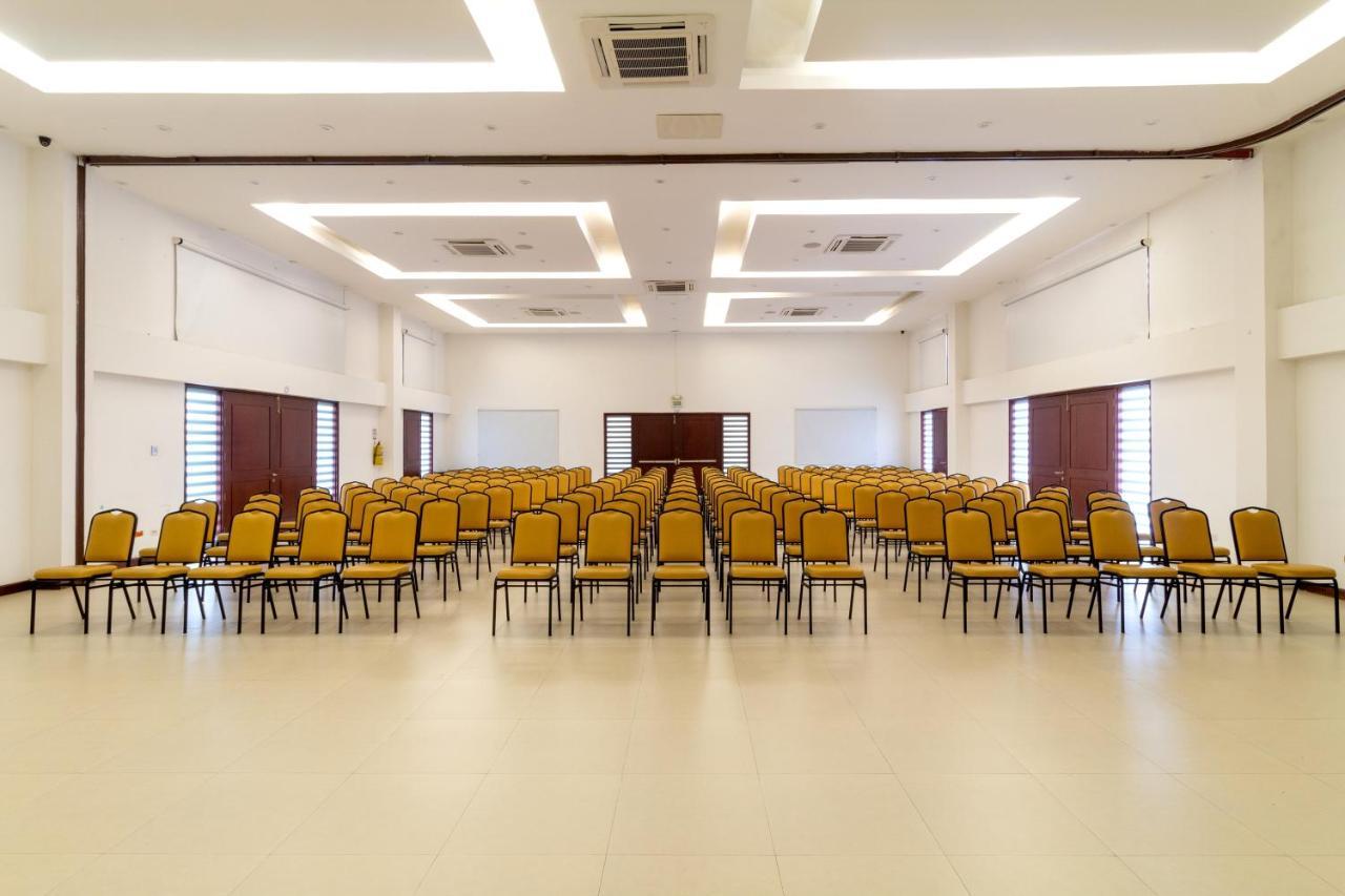 Hotel Campestre La Potra Apiay Εξωτερικό φωτογραφία
